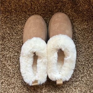 UGG Tan Boots with Cream Fur